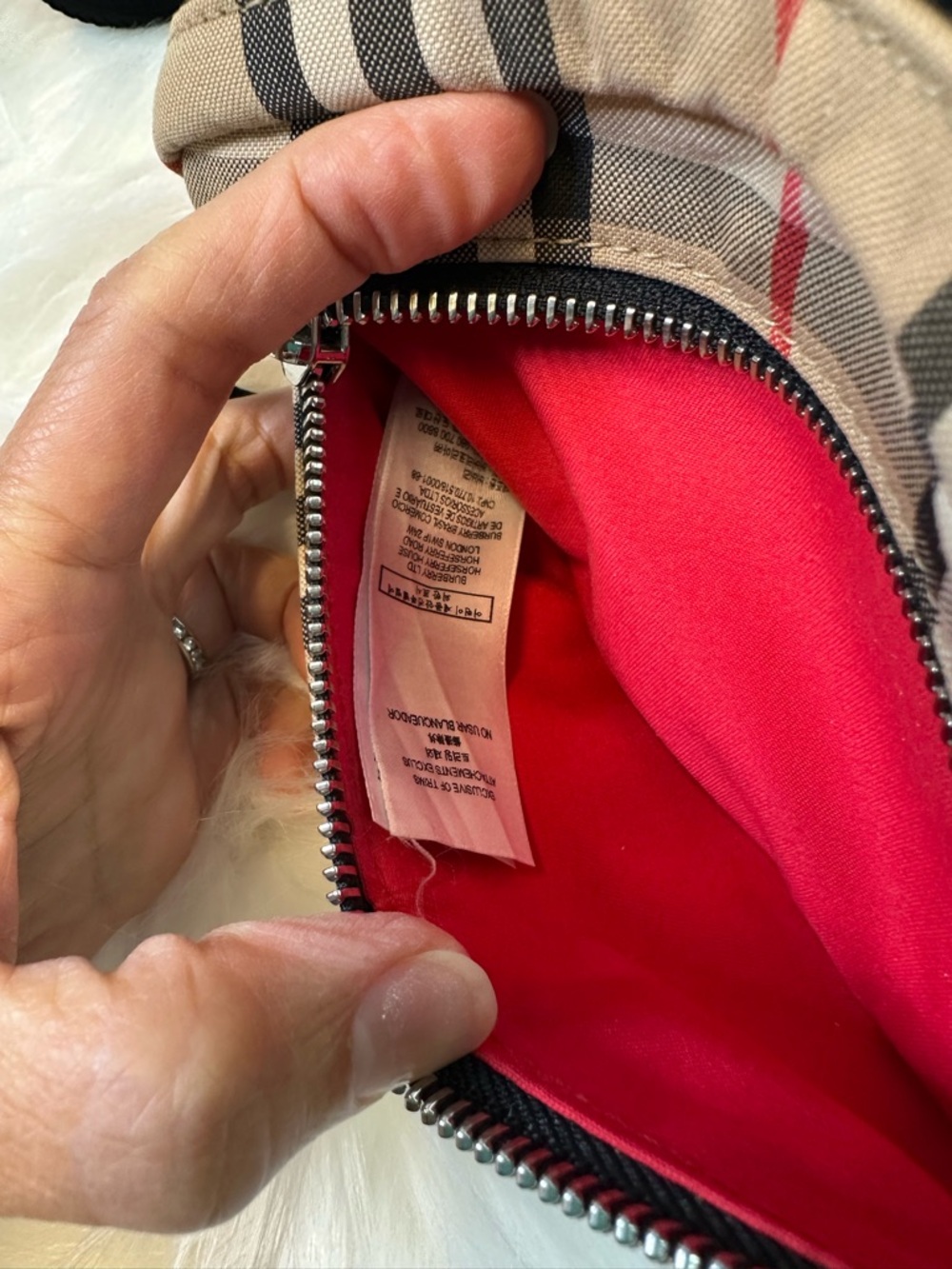 Burberry Classic Nova Check Tan and Black Belt Bag - Picture 12 of 17
